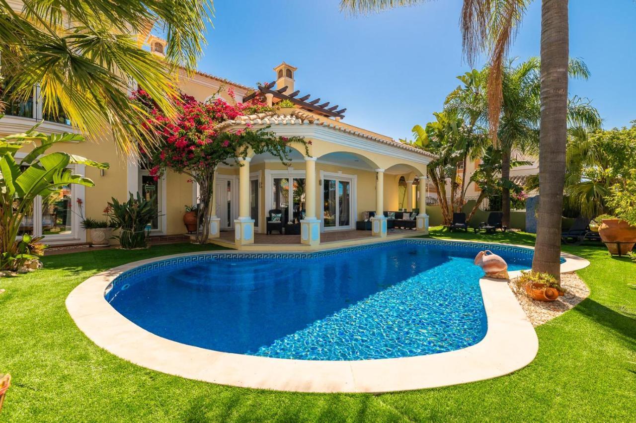Oasis Tropical, Jardim E Piscina! Apartment Portimao Bagian luar foto